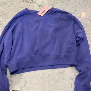 Crop Crewneck Sweatshirt- Frankie’s on the Park